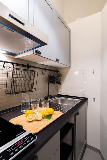 Cozy Apartment In Trastevere Rome Exterior photo